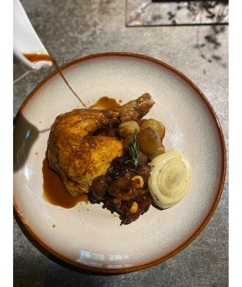 Pollo de corral rustido a la catalana