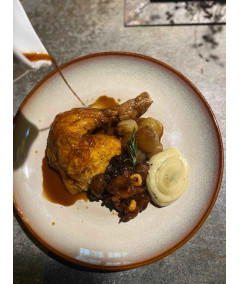 Pollo de corral rustido a la catalana