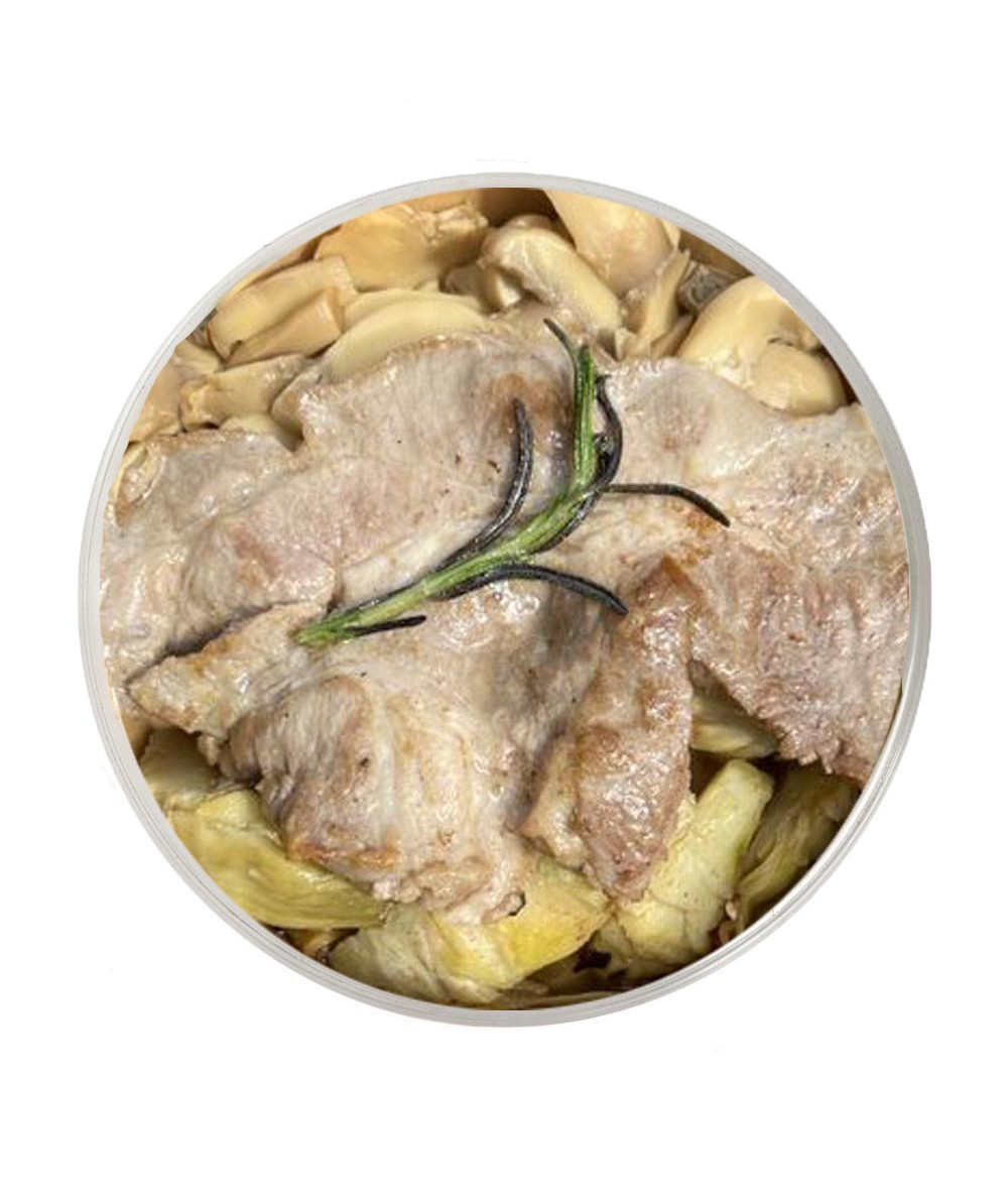 Tenderloin steak with artichokes and mushrooms