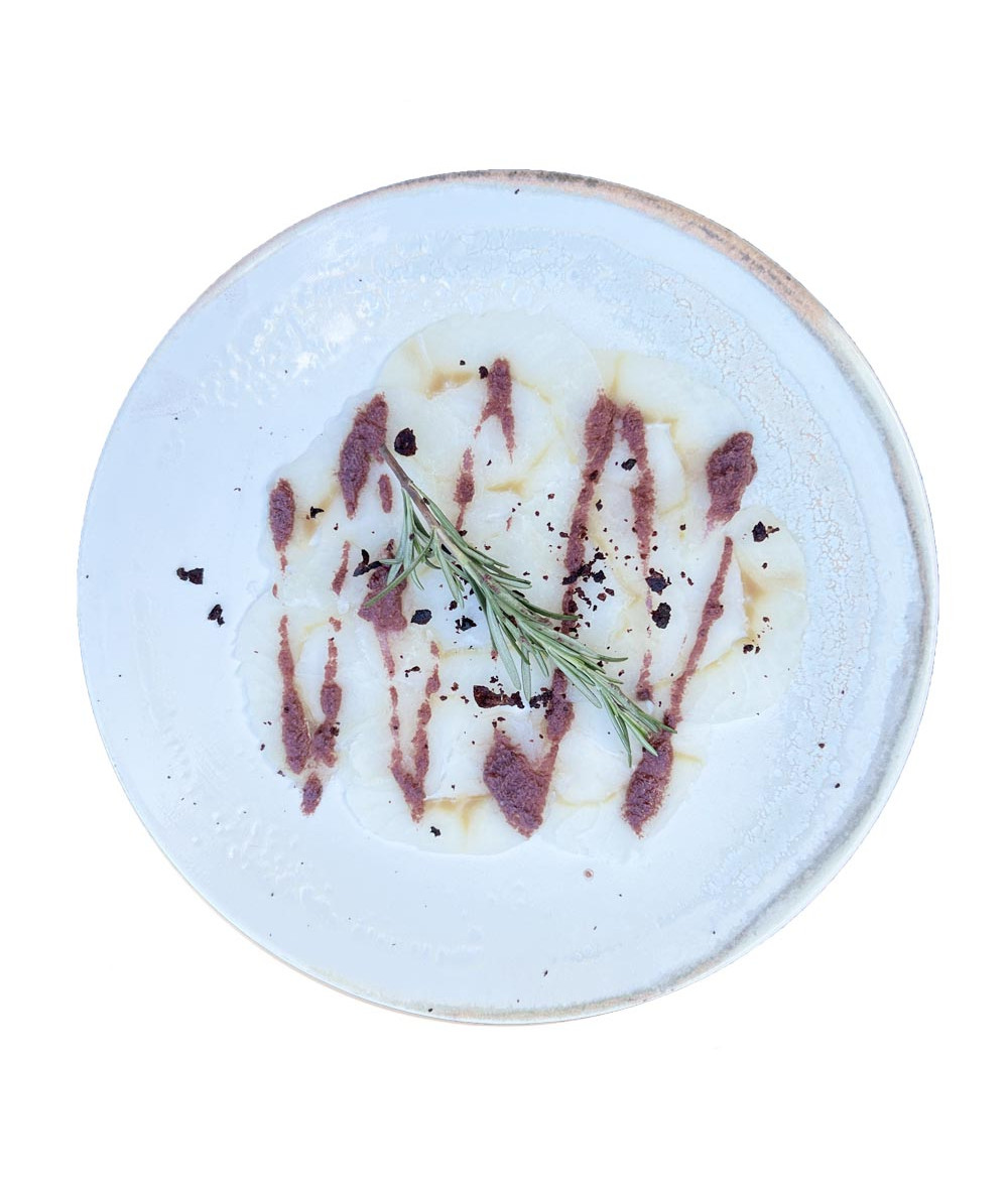 Carpaccio de bacallà amb olivada