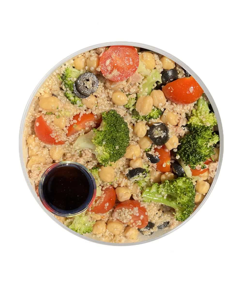 BOWL - Quinoa Salad with Chickpeas, Cherry, Black Olive and Broccoli