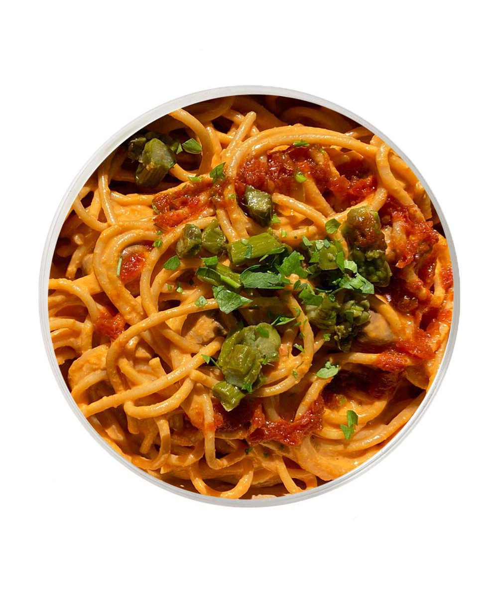 Espaguetti integral, espàrrecs, bolets i pesto de tomàquet sec