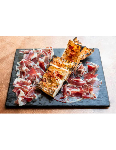 Pernil Ibèric amb Pa de Cristall