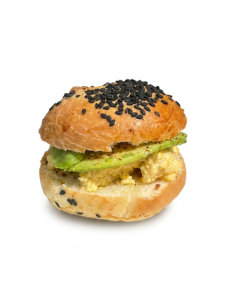 Mini Bagel con Huevo Revuelto